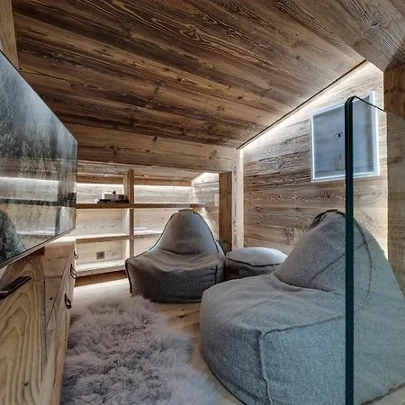 Skis Aux Pieds Avec Piscine Et Sauna A - Fr-1-567-126 Chalet *